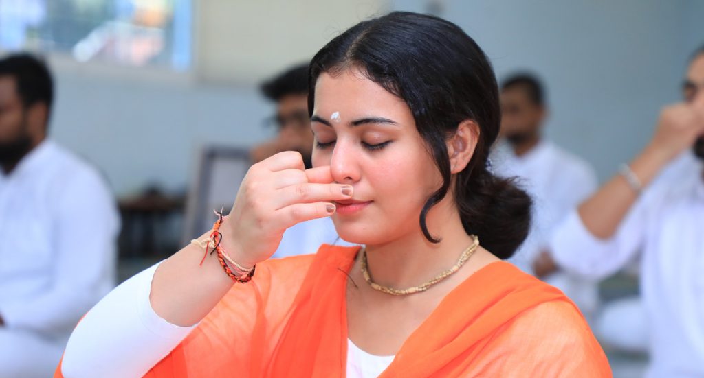 Bachelor-of-Naturopathy-and-Yogic-Sciences-(BNYS)