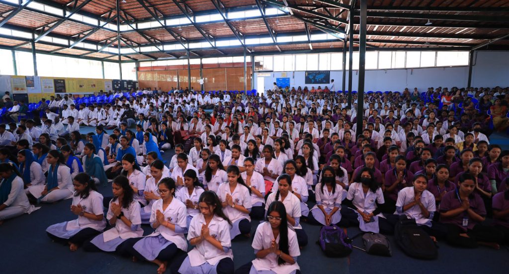 Master-of-Science-in-Yoga-Therapy